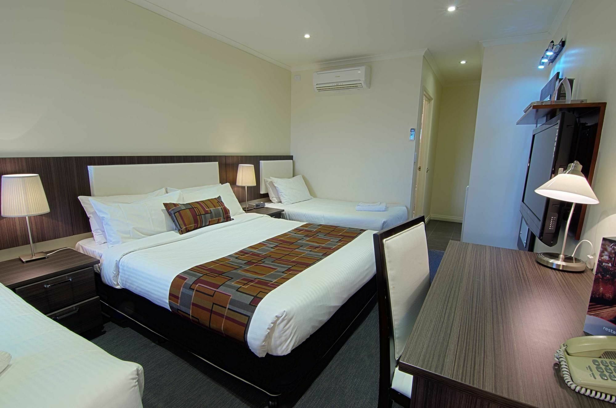 Best Western Plus Buckingham International Moorabbin Bagian luar foto